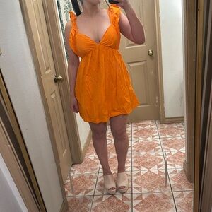 Orange summer dress! Worn 1 time 💁🏻‍♀️